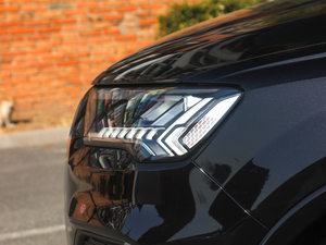 202045 TFSI quattro 팣 ^