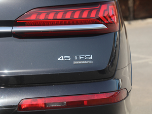 202045 TFSI quattro 팣 ^