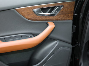 202045 TFSI quattro 팣 g