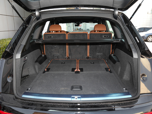 202045 TFSI quattro 팣 g