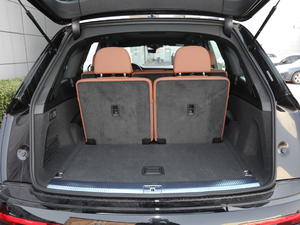 202045 TFSI quattro 팣 g