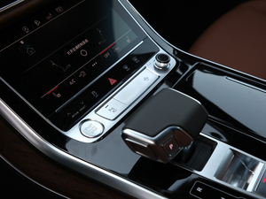 202045 TFSI quattro 팣 п؅^