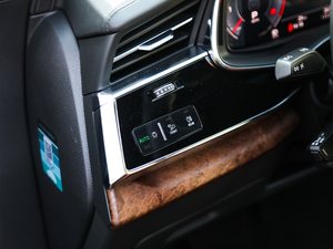 202045 TFSI quattro 팣 п؅^