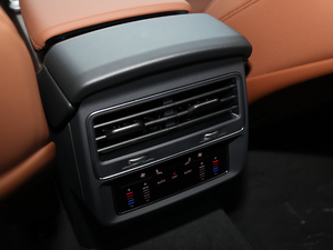 202045 TFSI quattro 팣 п؅^