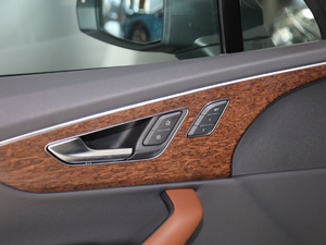 202045 TFSI quattro 팣 g