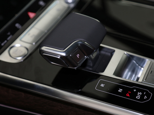 202045 TFSI quattro 팣 п؅^