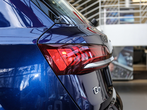 202045 TFSI quattro 팣 ^