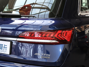 202045 TFSI quattro 팣 ^