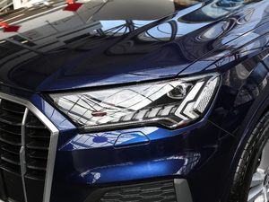 202045 TFSI quattro 팣 ^