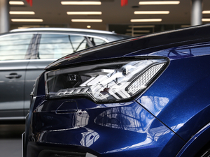 202045 TFSI quattro 팣 ^