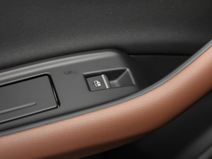 202045 TFSI quattro 팣 g