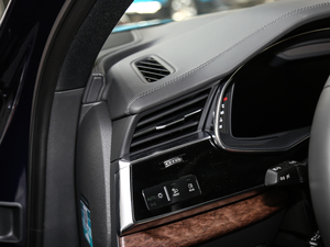 202045 TFSI quattro 팣 g