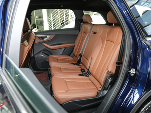 202045 TFSI quattro 팣 