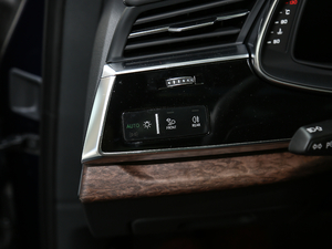 202045 TFSI quattro 팣 п؅^(q)