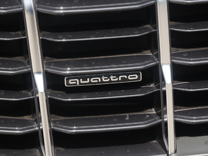 202055 TFSI quattro ʿ (x)(ji)^