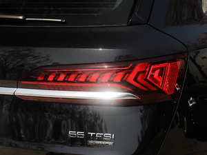 202055 TFSI quattro ʿ ^