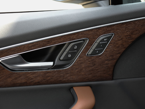 202055 TFSI quattro ʿ g