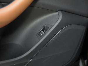 202055 TFSI quattro ʿ g