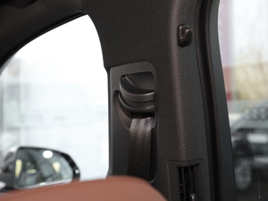 202055 TFSI quattro ʿ g