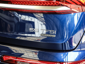 202055 TFSI quattro S line \ ^