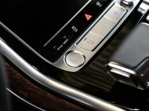 202055 TFSI quattro S line \ п؅^