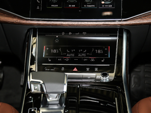 202055 TFSI quattro S line \ {{