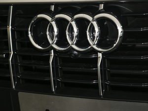 202045 TFSI quattro S line \ ^