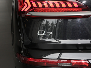 202045 TFSI quattro S line \ ^