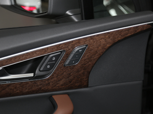 202045 TFSI quattro S line \ g