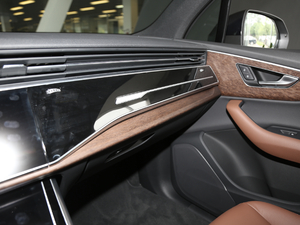 202045 TFSI quattro S line \ g