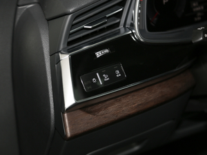 202045 TFSI quattro S line \ п؅^