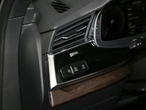 202045 TFSI quattro S line \ п؅^