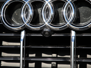 202055 TFSI quattro S line \ ^