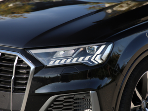 202055 TFSI quattro S line \ ^