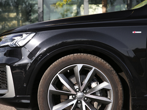 202055 TFSI quattro S line \ ^