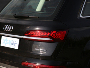 202055 TFSI quattro S line \ ^