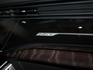 202055 TFSI quattro S line \ g