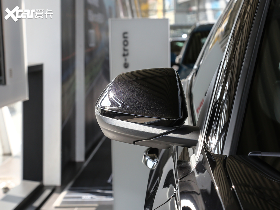 2019��W��Q8 55 TFSI ���x�Ӹ���