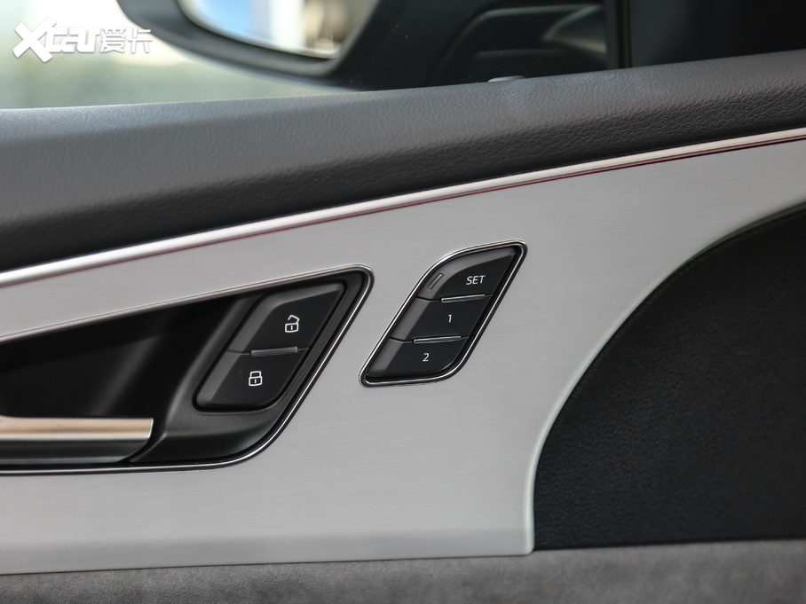 2019��W��Q8 55 TFSI ���x�Ӹ���