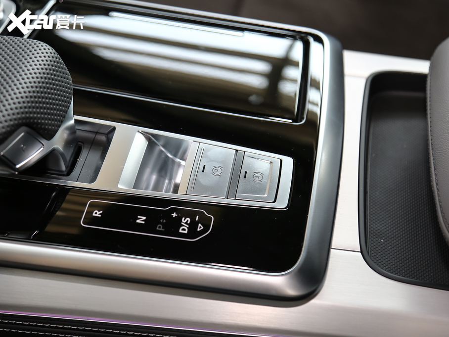 2019��W��Q8 55 TFSI ���x�Ӹ���