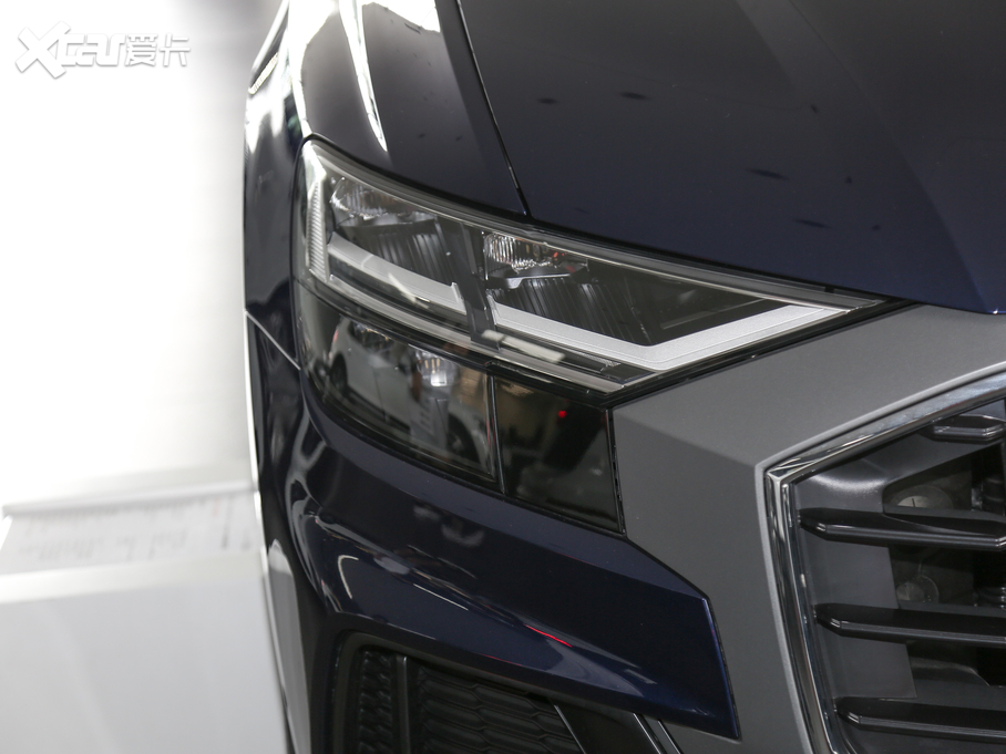 2019��W��Q8 45 TFSI ���x�Ӹ���