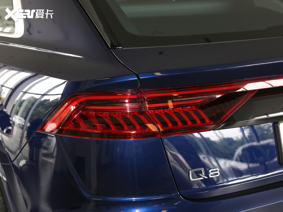 2019��W��Q8 45 TFSI ���x�Ӹ���