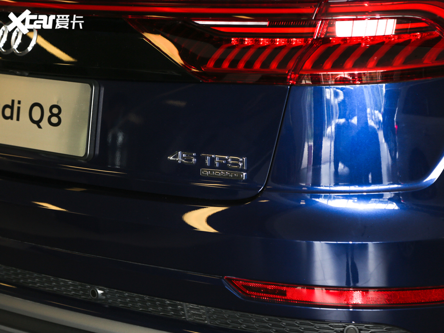 2019��W��Q8 45 TFSI ���x�Ӹ���