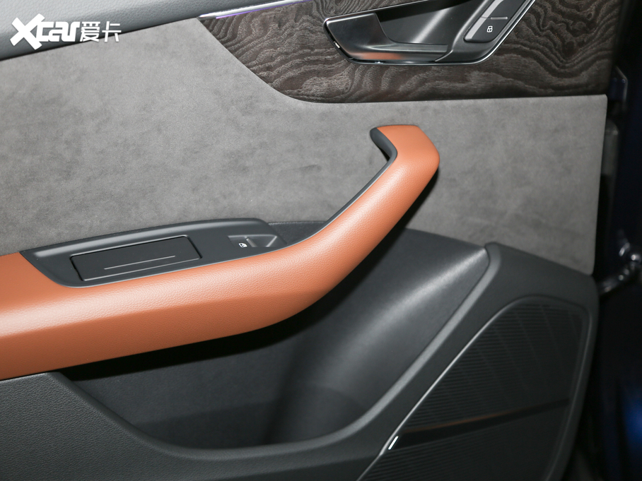 2019��W��Q8 45 TFSI ���x�Ӹ���