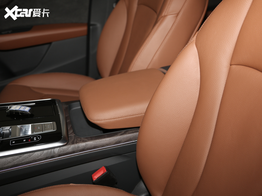 2019��W��Q8 45 TFSI ���x�Ӹ���