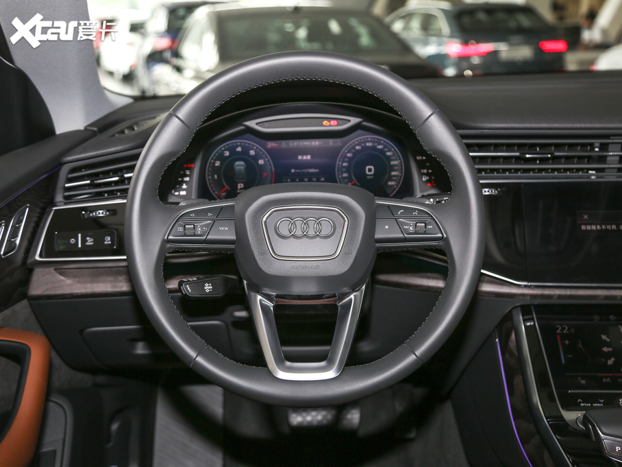 2019��W��Q8 45 TFSI ���x�Ӹ���