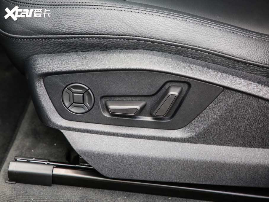 2019��W��Q8 45 TFSI ���x�Ӹ���