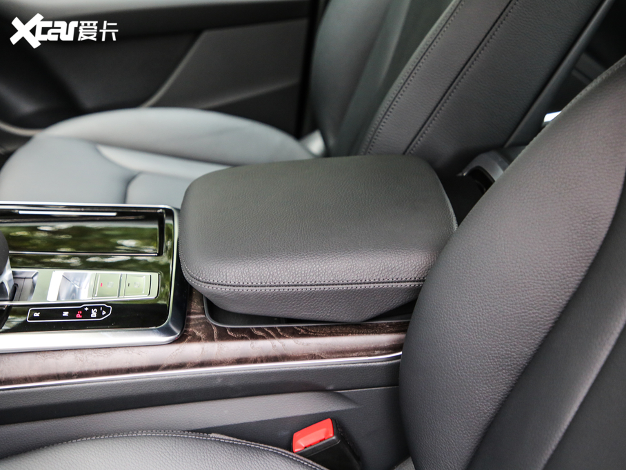 2019��W��Q8 45 TFSI ���x�Ӹ���