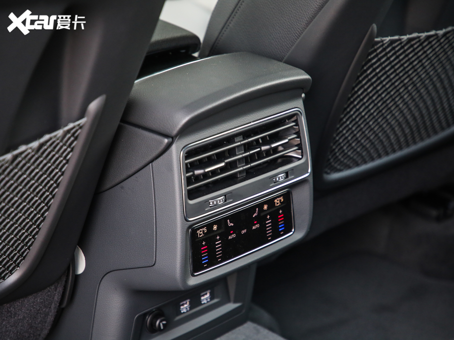 2019��W��Q8 45 TFSI ���x�Ӹ���