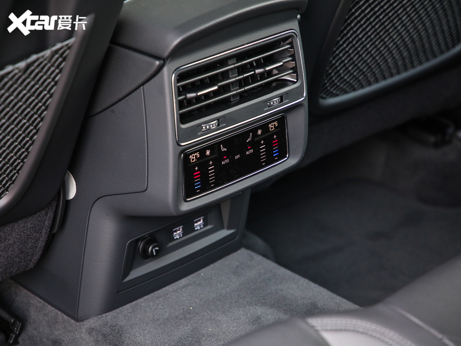 2019��W��Q8 45 TFSI ���x�Ӹ���